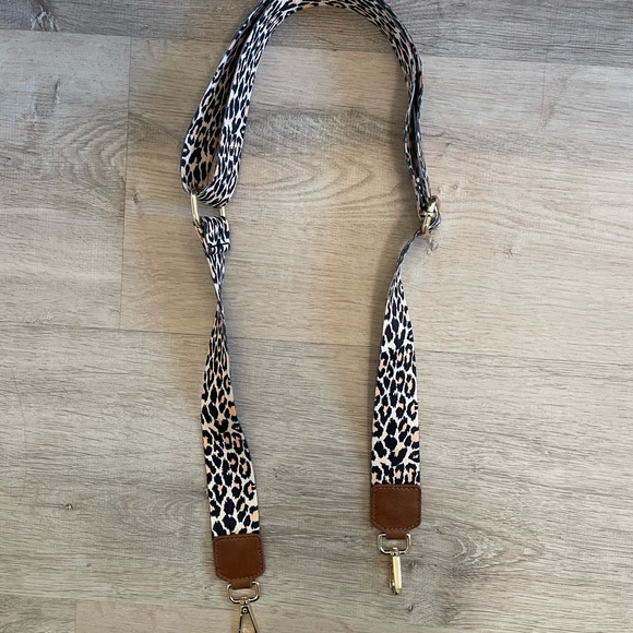 Handbags - **NWOT** Leopard Guitar Strap For Crossbody Bag